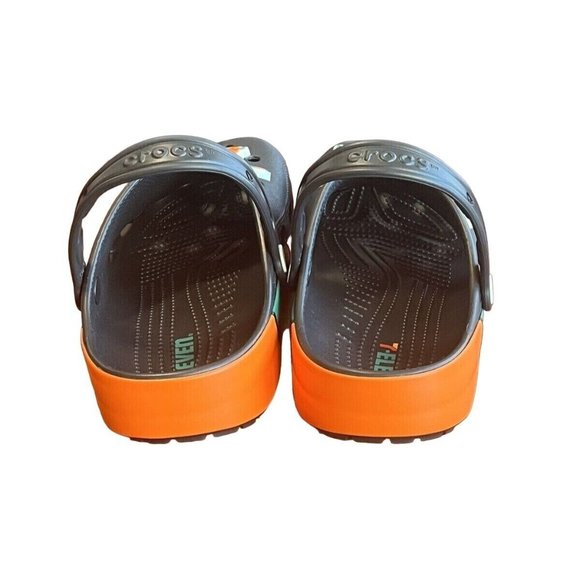 7-Eleven X Crocs Classic Clog 7-11 Exclusive Black Orange Size Men 11 NWT - Picture 5 of 7